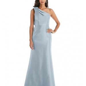 ALFRED SUNG Blue Asymmetrical Backless Gown